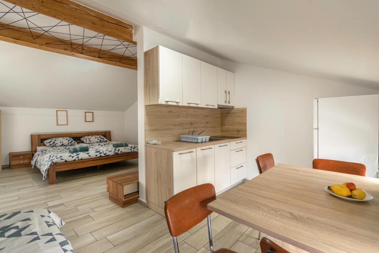 Hangar Apartments Izola Luaran gambar