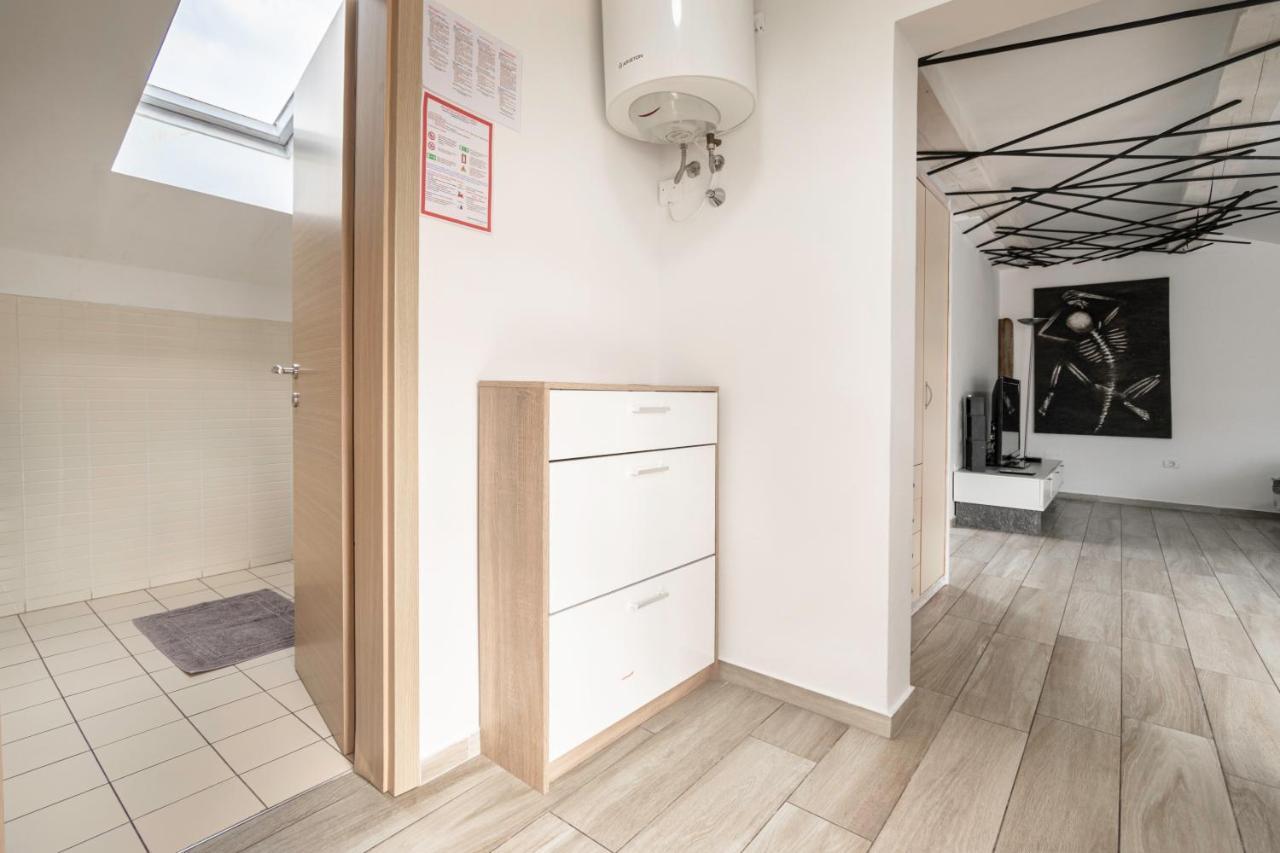 Hangar Apartments Izola Luaran gambar