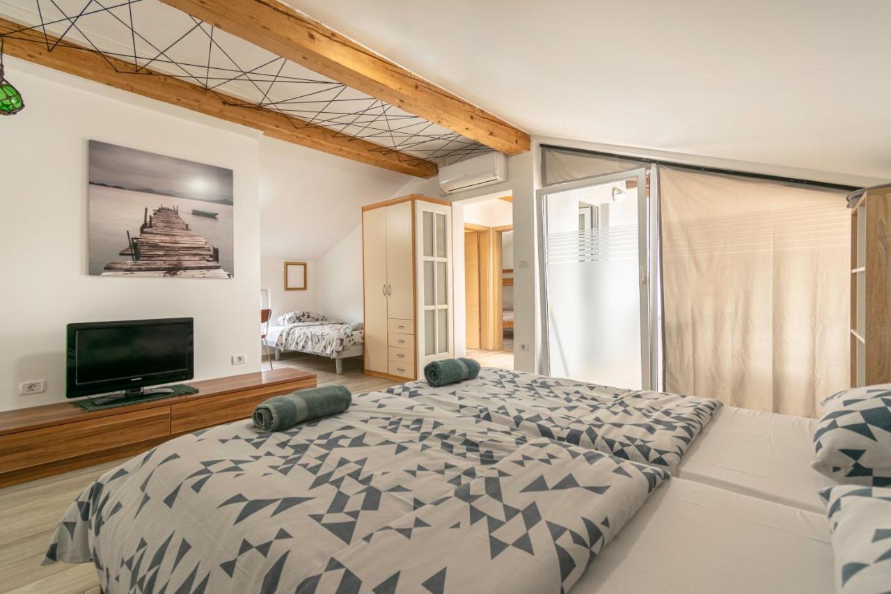 Hangar Apartments Izola Luaran gambar